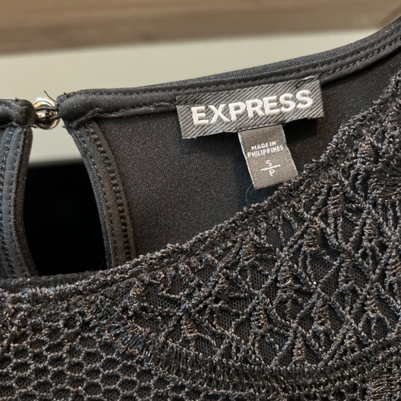 Express crop top - Picture 3 of 6